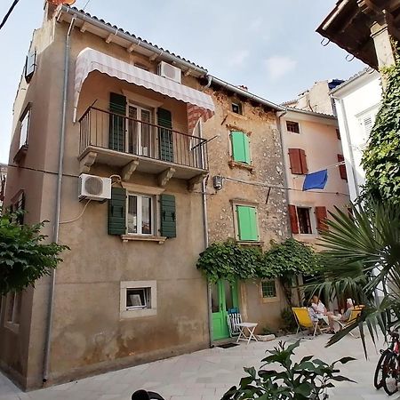 Apartment Veli Dvor Cres Zewnętrze zdjęcie