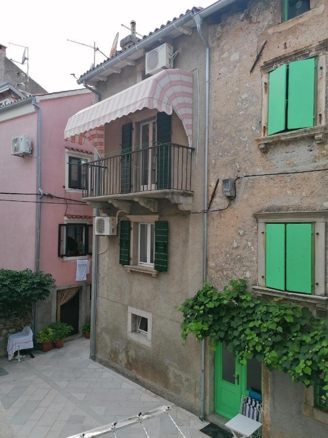 Apartment Veli Dvor Cres Zewnętrze zdjęcie