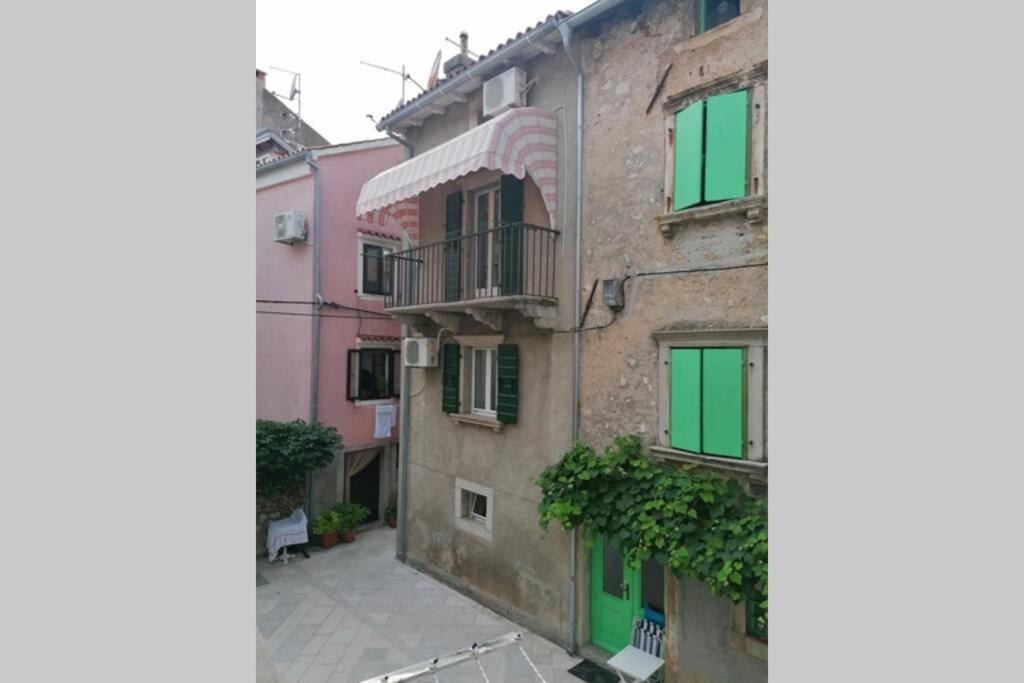 Apartment Veli Dvor Cres Zewnętrze zdjęcie