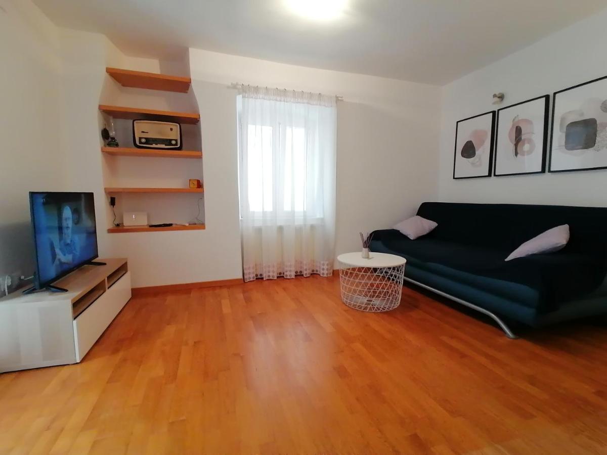 Apartment Veli Dvor Cres Zewnętrze zdjęcie